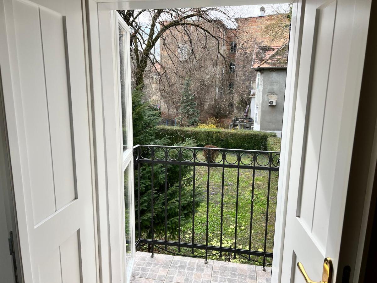 Hidden Garden 1 Apartment Zagreb Luaran gambar